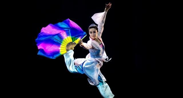 霁月拍摄组 头像